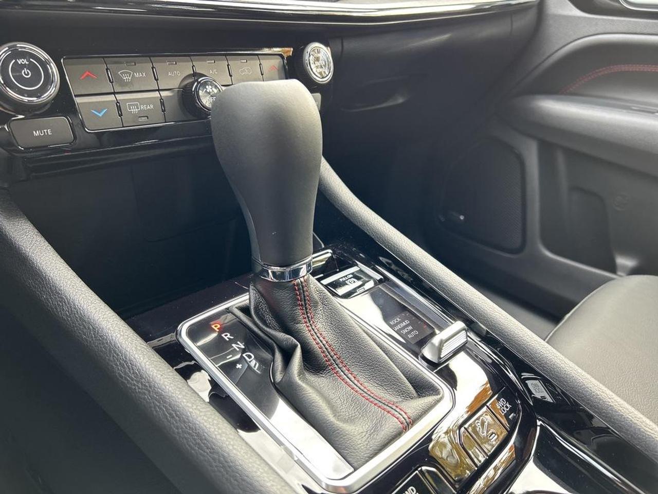 2026 Jeep Compass Trailhawk 4dr 4x4 Photo