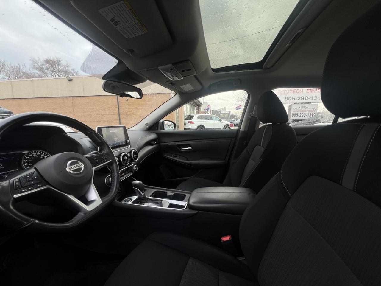 2022 Nissan Sentra SV   Sunroof   Htd Seats   Dual Climate Photo