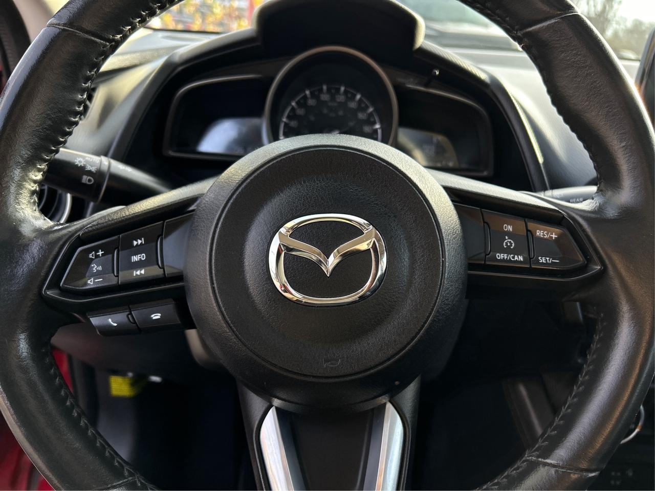 2020 Mazda CX-3 GS AWD LEATHER ROOF NAV LOADED WE FINANCE ALL CR. Photo