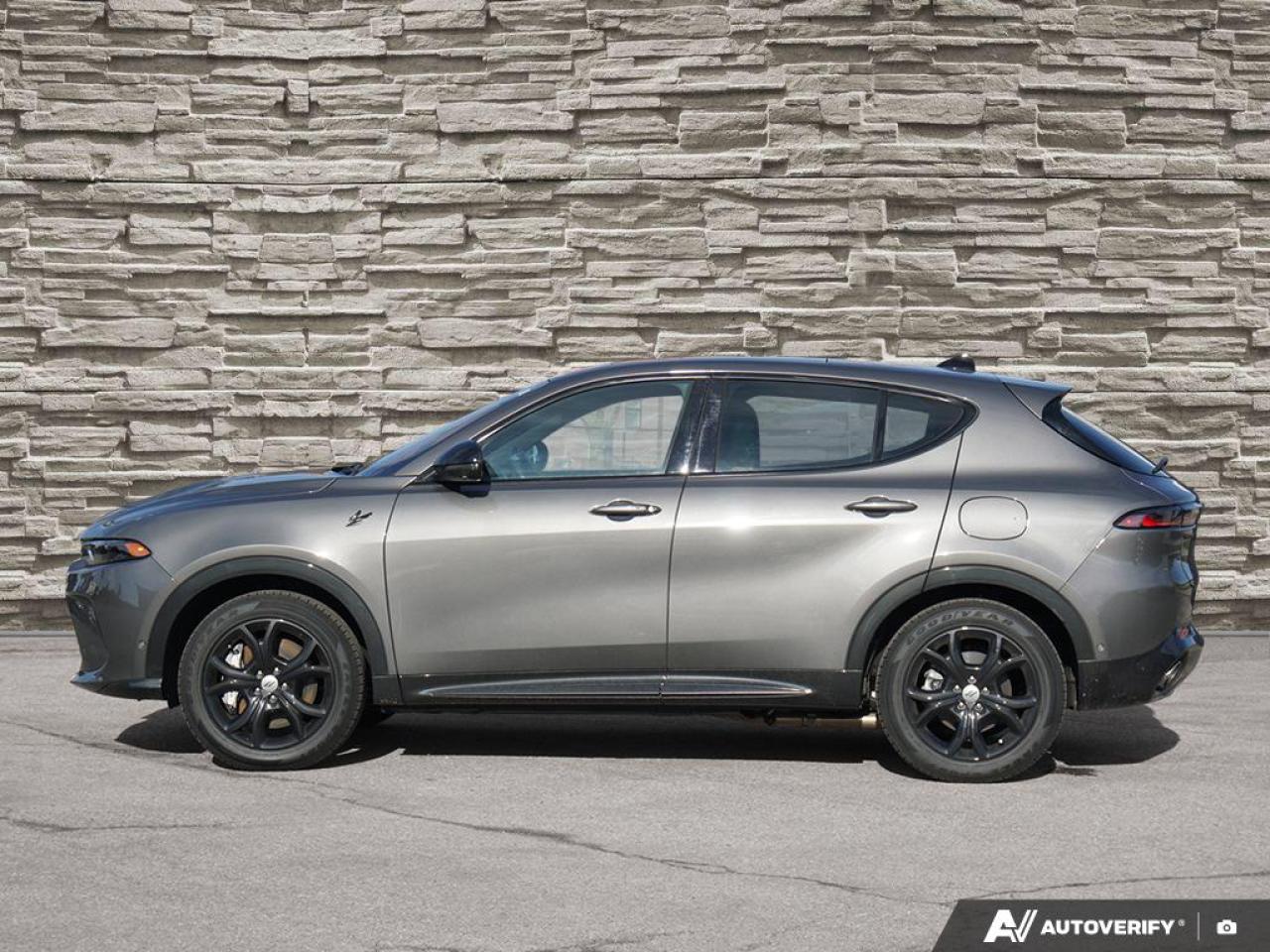 2024 Dodge Hornet PHEV R/T Plus 4dr EAWD Sport Utility Photo2