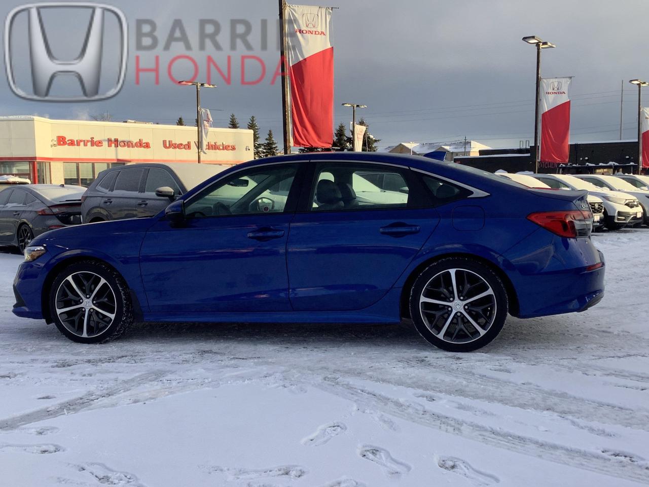 2023 Honda Civic Touring 4dr Sedan Photo