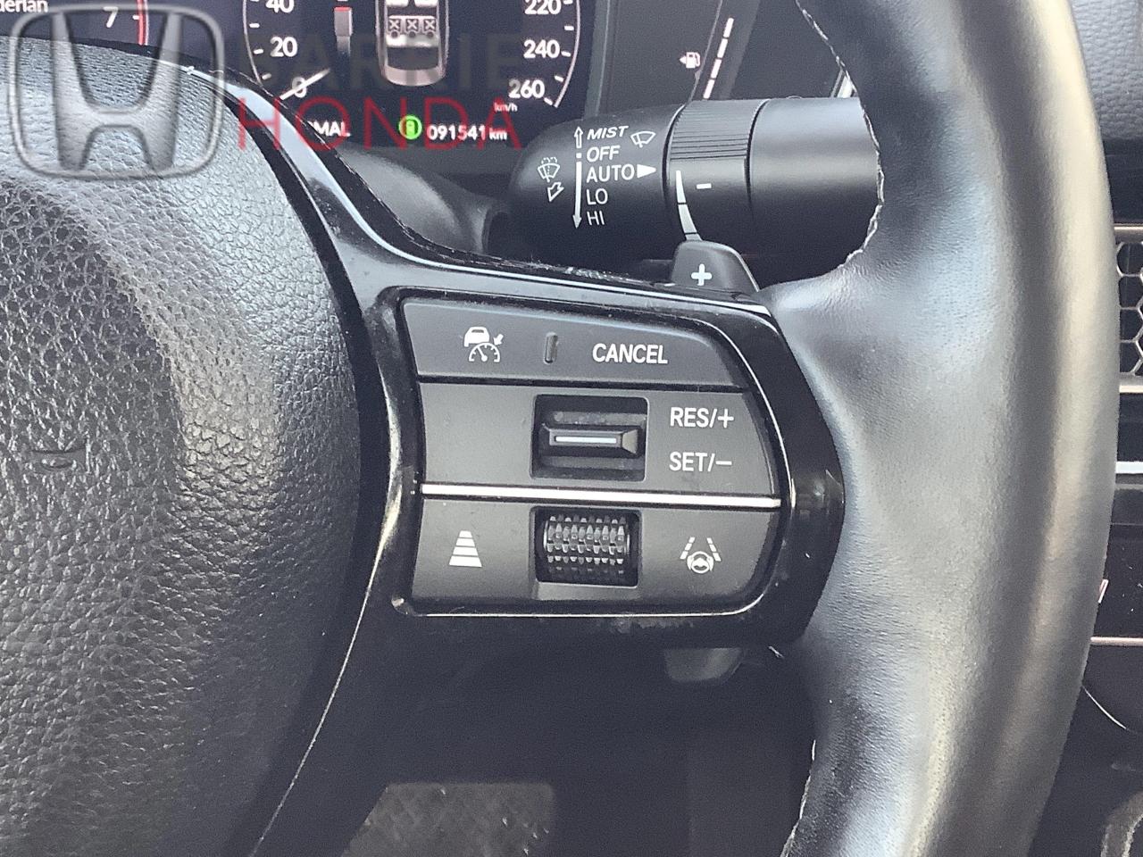 2023 Honda Civic Touring 4dr Sedan Photo