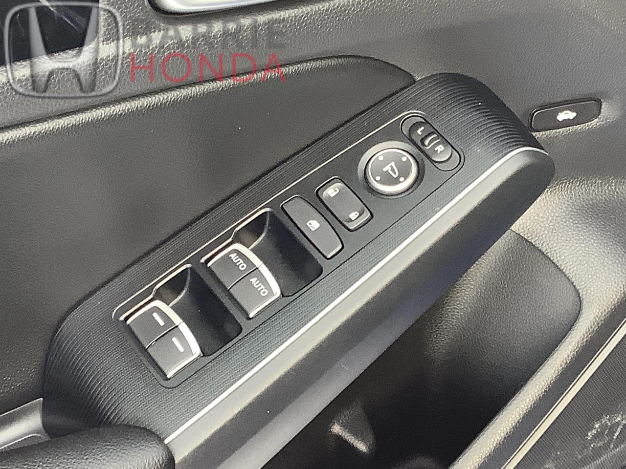 2023 Honda Civic Touring 4dr Sedan Photo