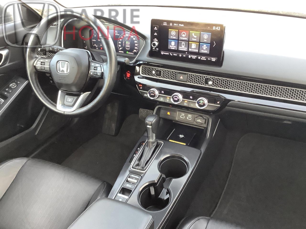 2023 Honda Civic Touring 4dr Sedan Photo