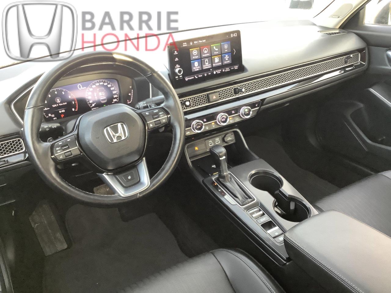 2023 Honda Civic Touring 4dr Sedan Photo