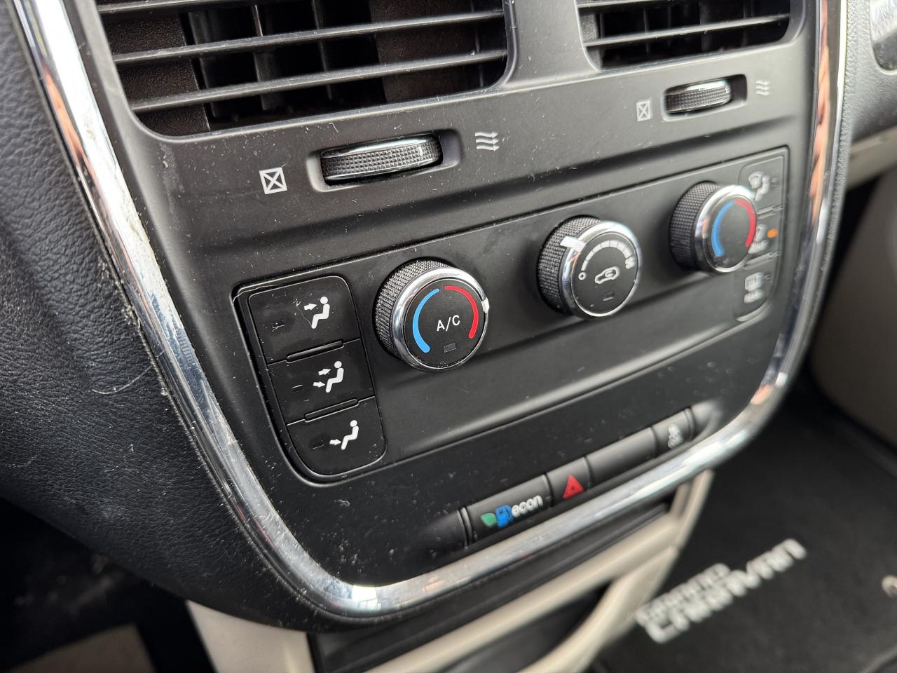 2016 Dodge Grand Caravan 4dr Van Canada Value Package Photo