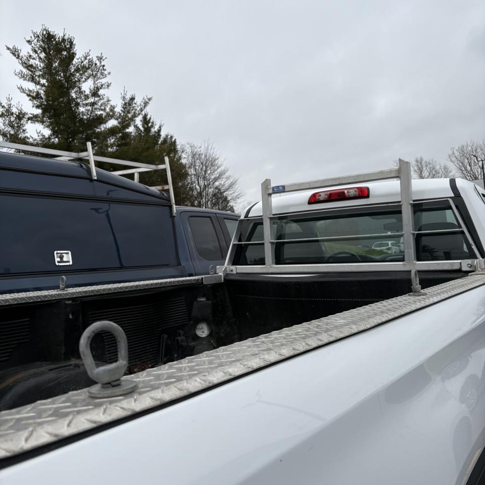 2019 GMC Sierra 1500 Reg Cab 140   Clean Carfax Photo3