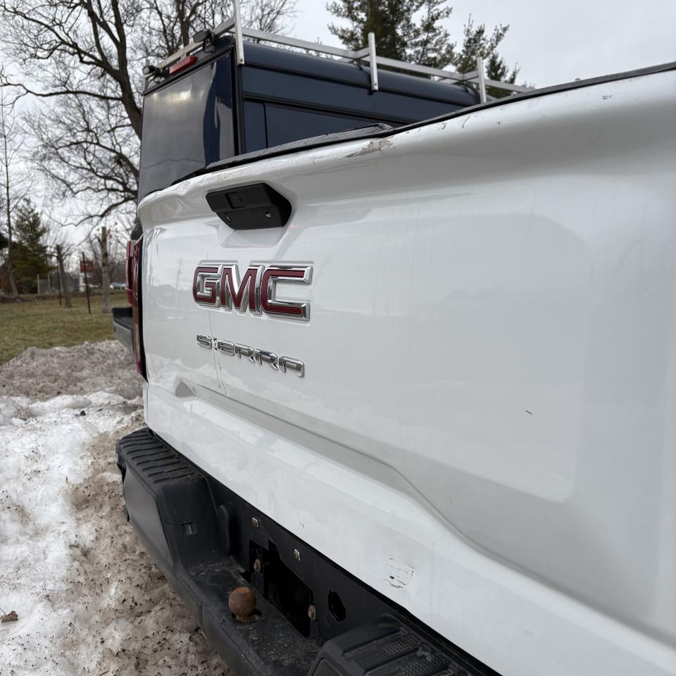 2019 GMC Sierra 1500 Reg Cab 140   Clean Carfax Photo