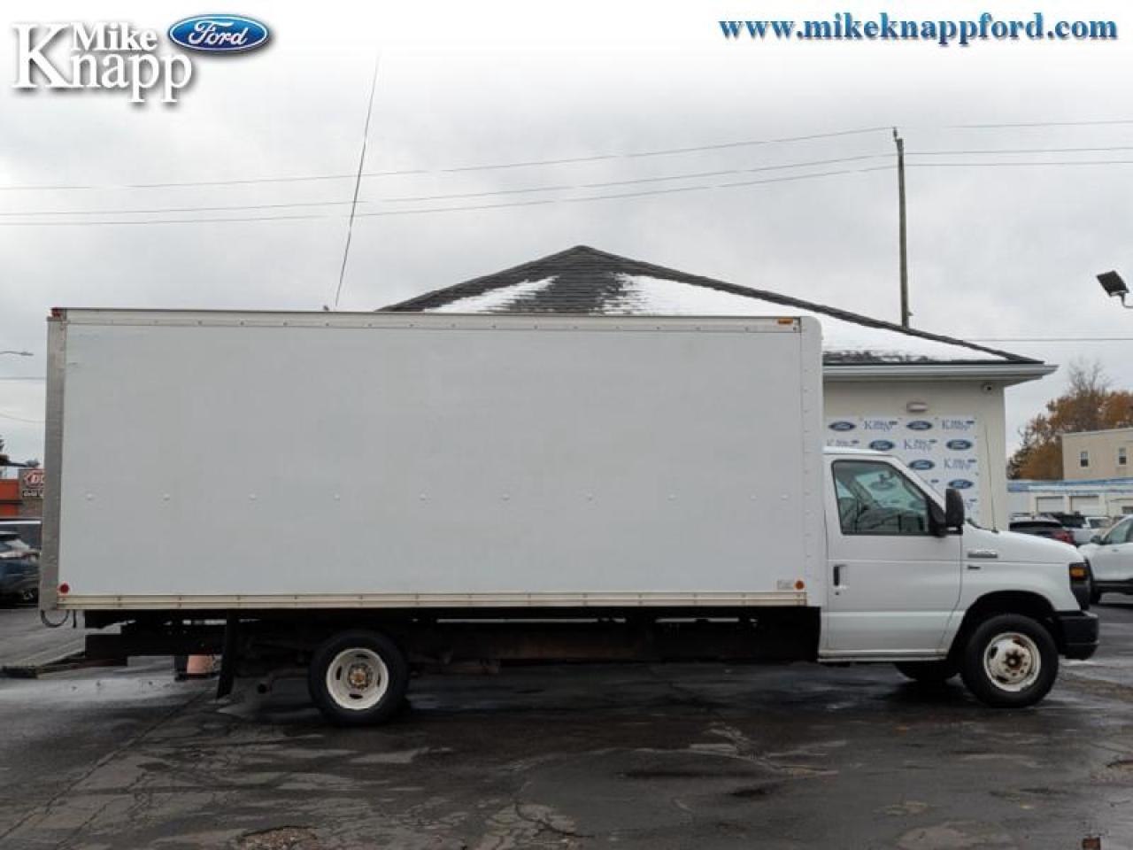 2016 Ford Econoline Commercial Cutaway Base Photo