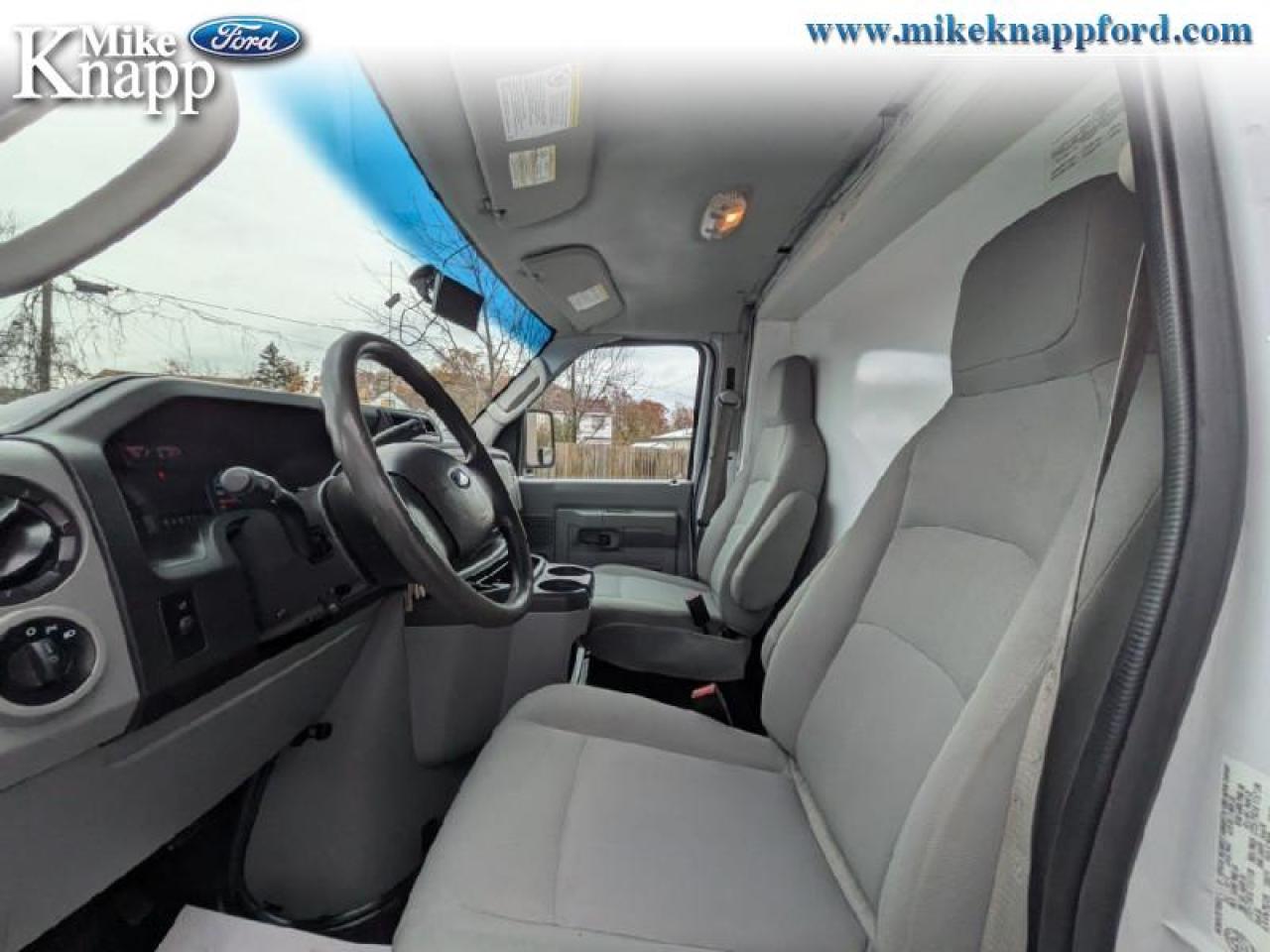 2016 Ford Econoline Commercial Cutaway Base Photo