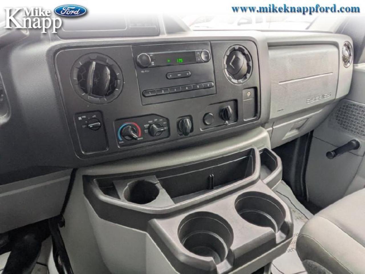 2016 Ford Econoline Commercial Cutaway Base Photo