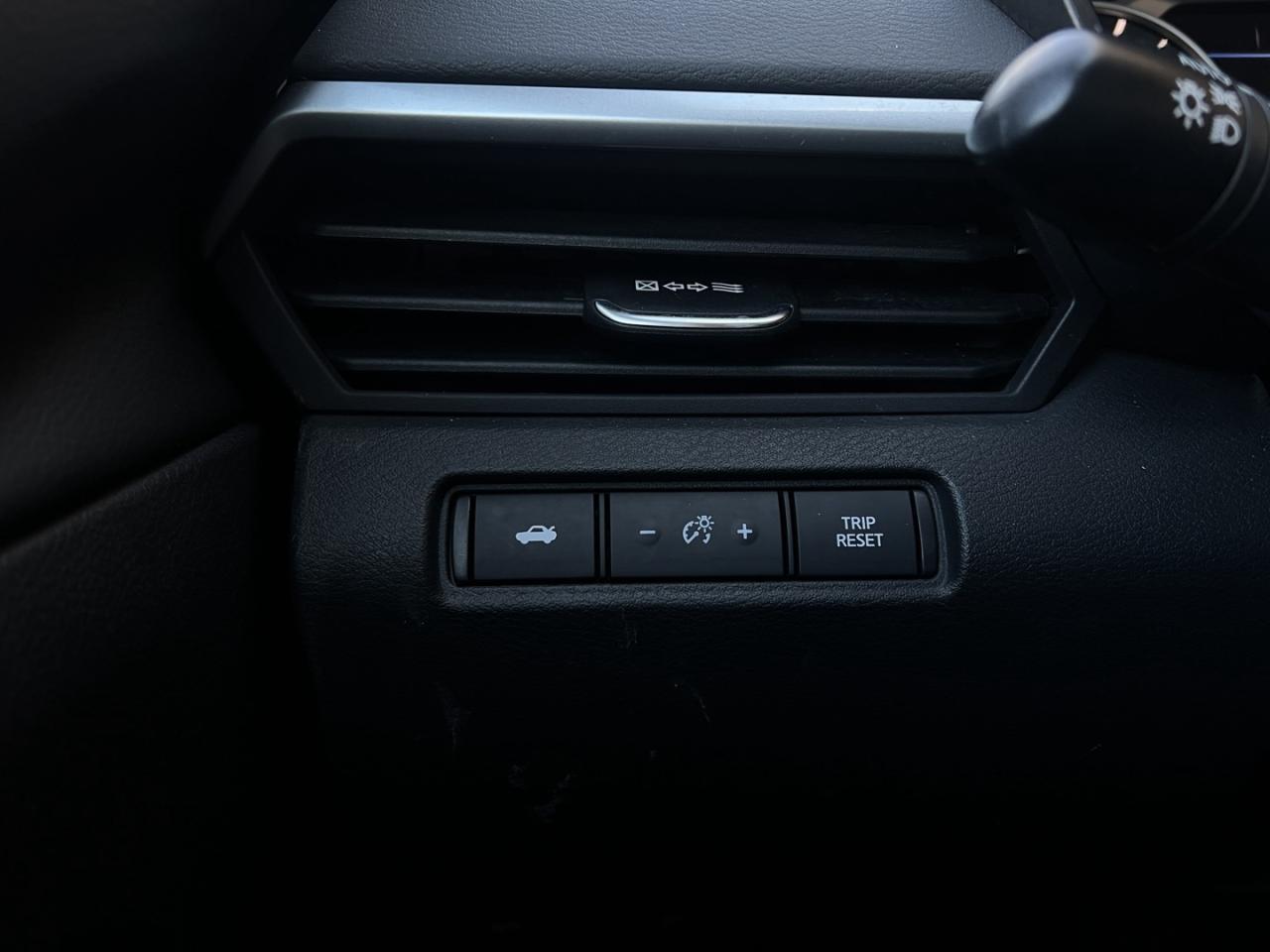 2022 Nissan Altima SR AWD MIDNIGHT   Leather   Navi   Sunroof Photo