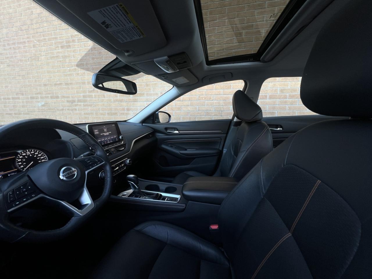 2022 Nissan Altima SR AWD MIDNIGHT   Leather   Navi   Sunroof Photo