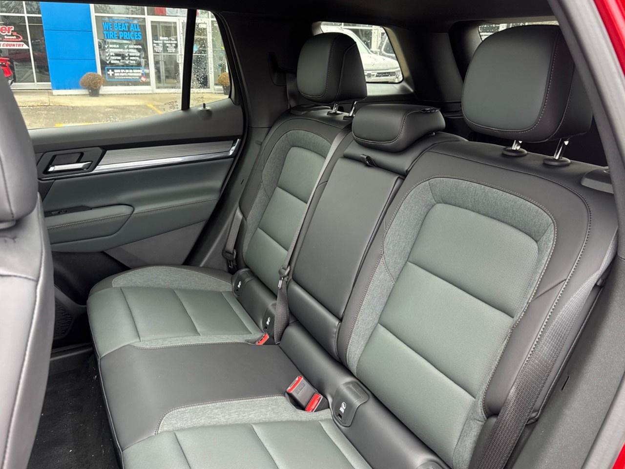 2026 GMC Terrain AWD AT4 Photo