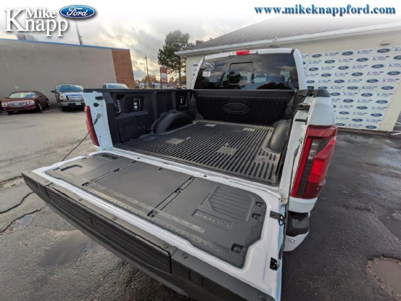 2025 Ford F-150 XLT Photo4