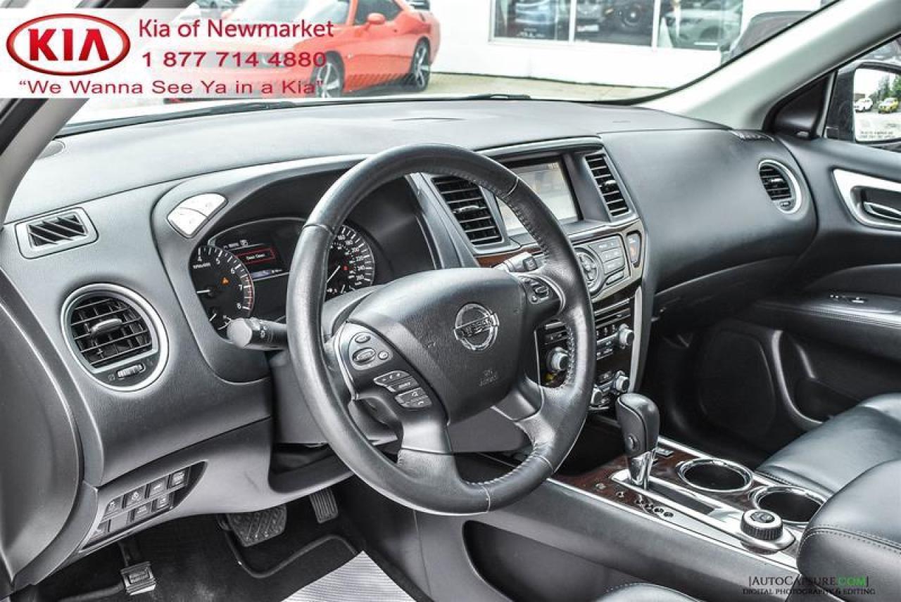 2016 Nissan Pathfinder SL 4dr 4x4 Photo