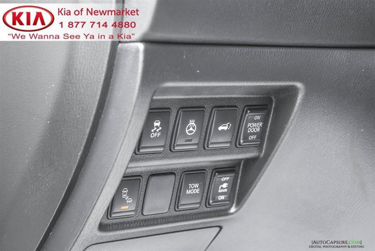 2016 Nissan Pathfinder SL 4dr 4x4 Photo