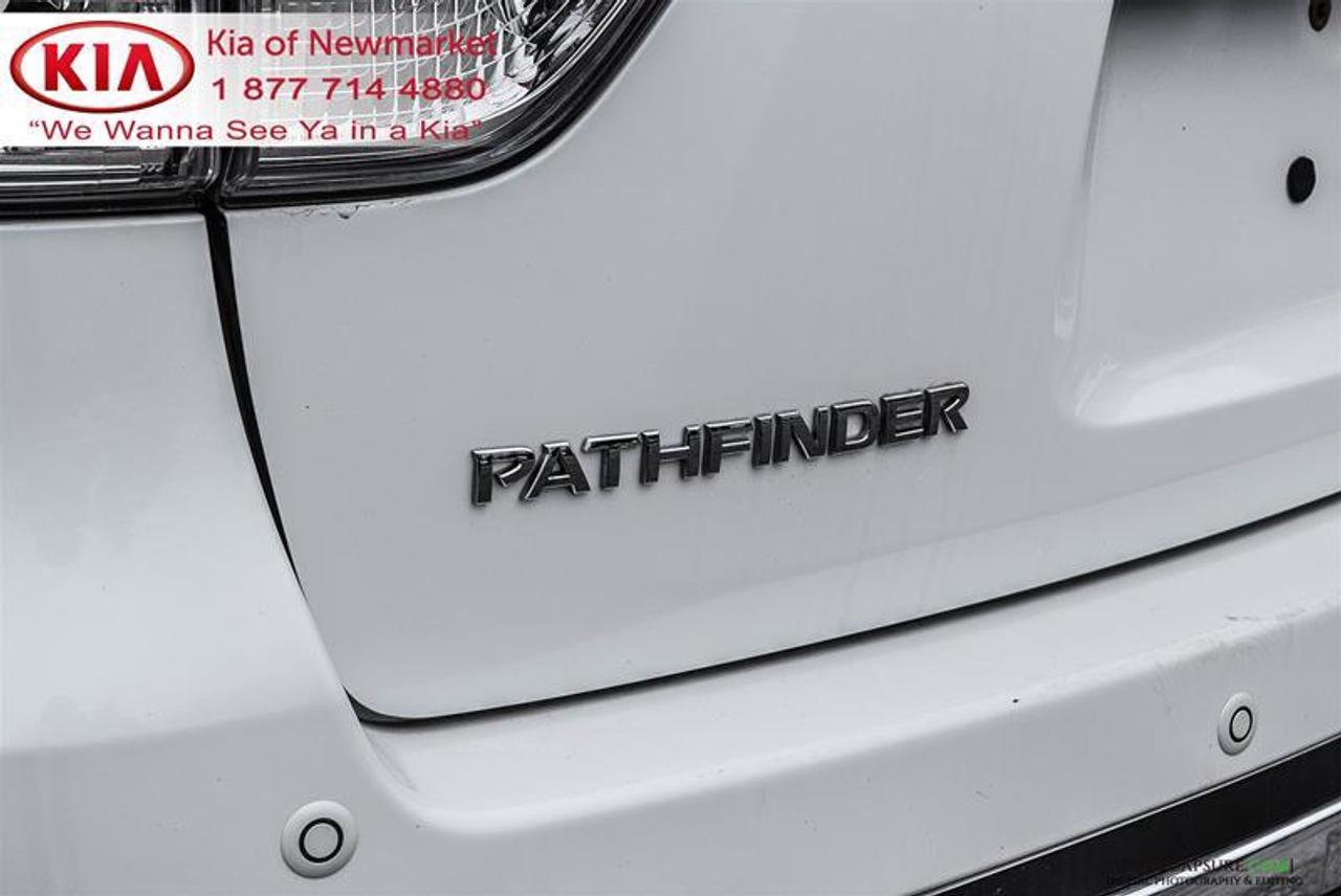 2016 Nissan Pathfinder SL 4dr 4x4 Photo