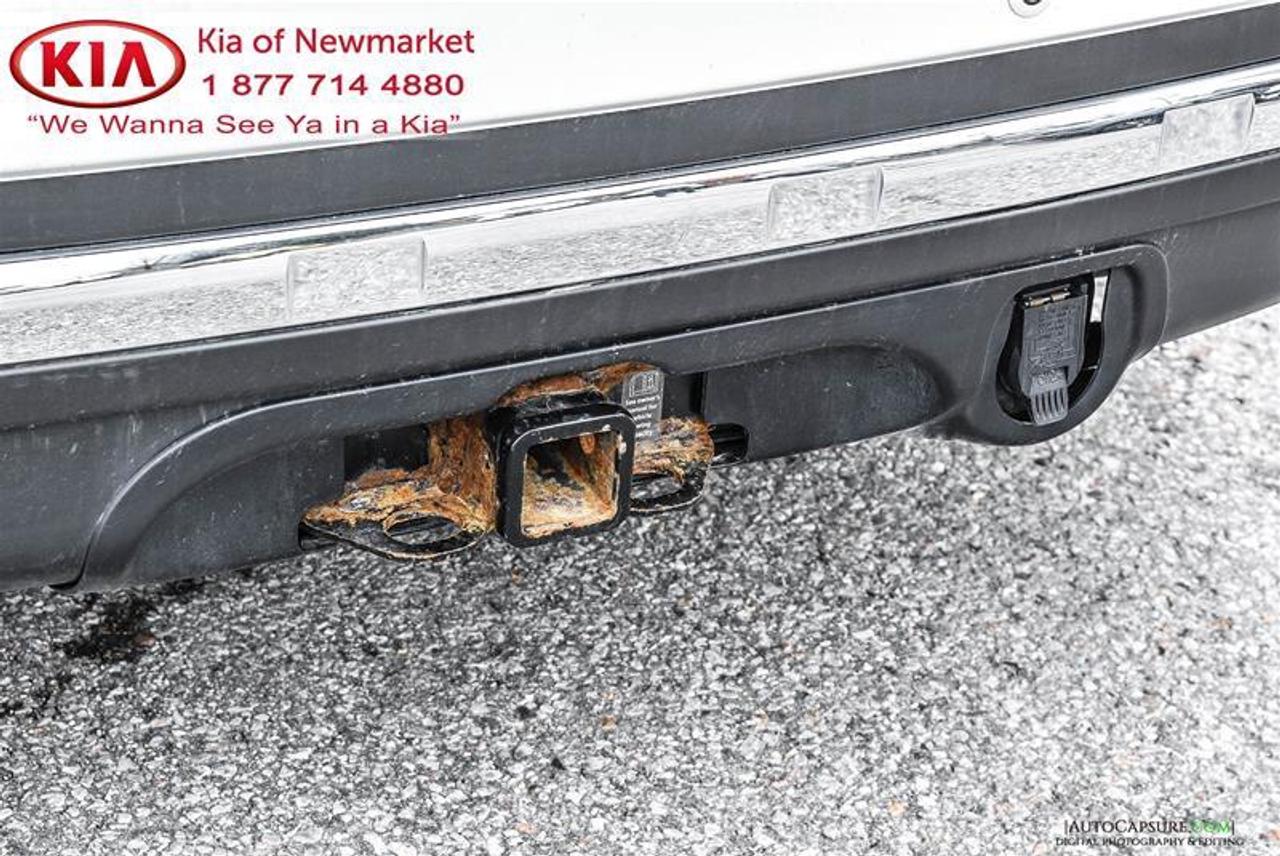 2016 Nissan Pathfinder SL 4dr 4x4 Photo