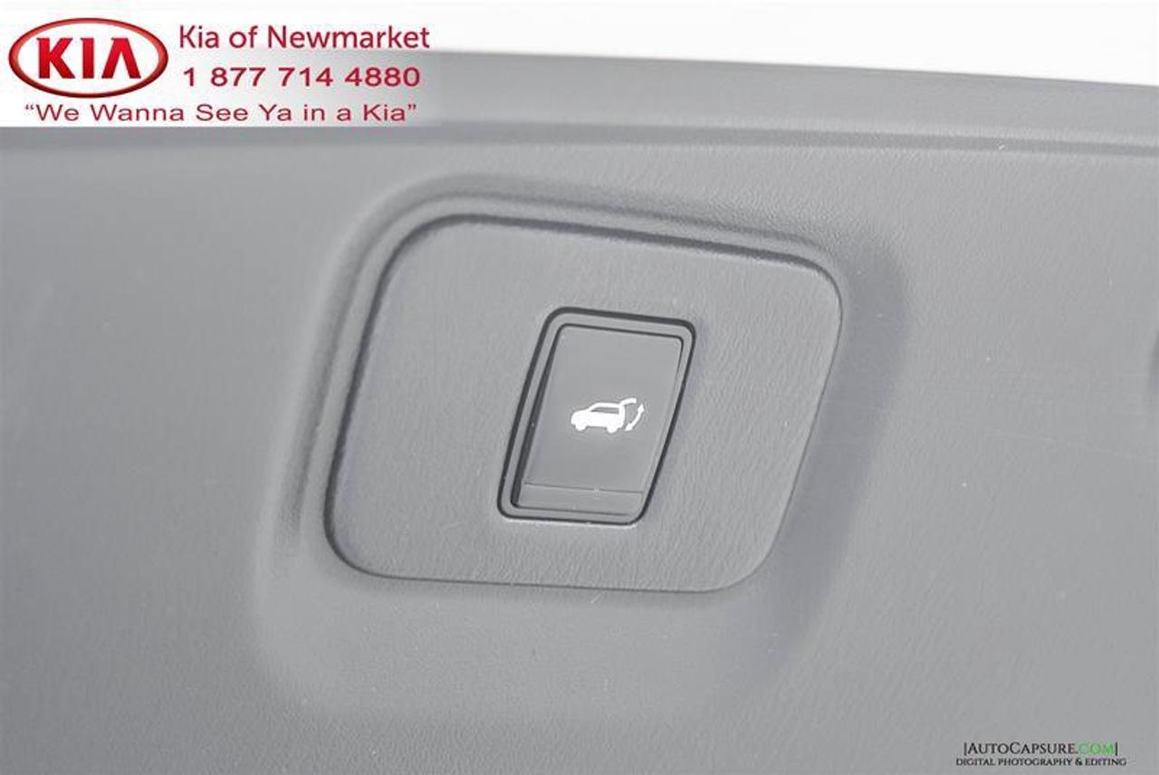 2016 Nissan Pathfinder SL 4dr 4x4 Photo