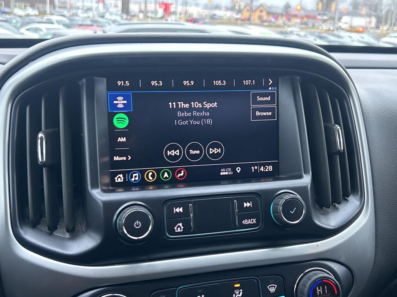 2022 Chevrolet Colorado Crew Cab 141 LT   Clean Carfax Photo