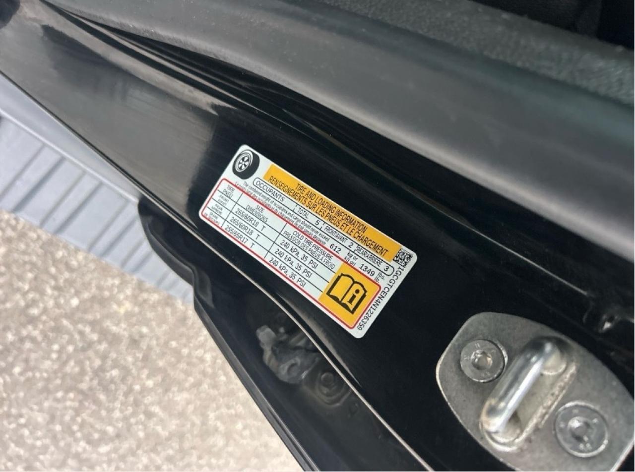 2022 Chevrolet Colorado Crew Cab 141 LT   Clean Carfax Photo