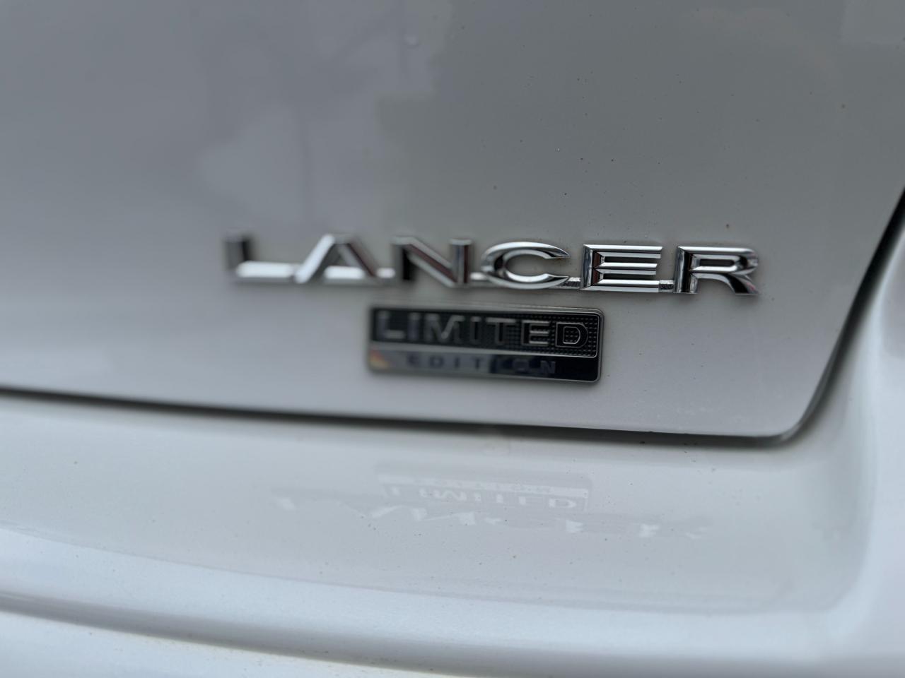 2016 Mitsubishi Lancer ES 4dr Front-wheel Drive Sedan Photo4