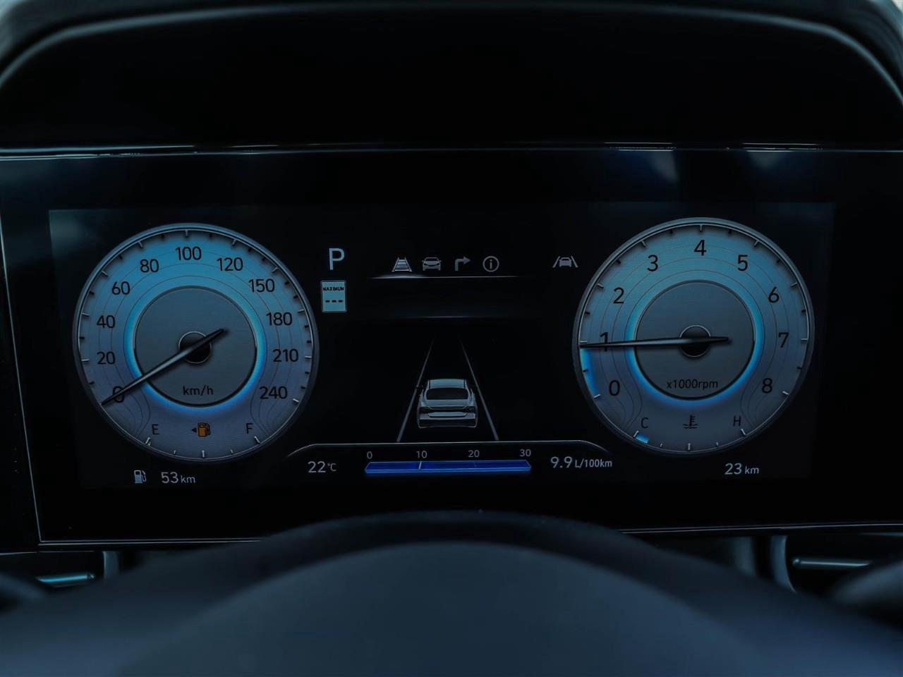 2025 Hyundai Elantra Luxury 4dr Sedan Photo