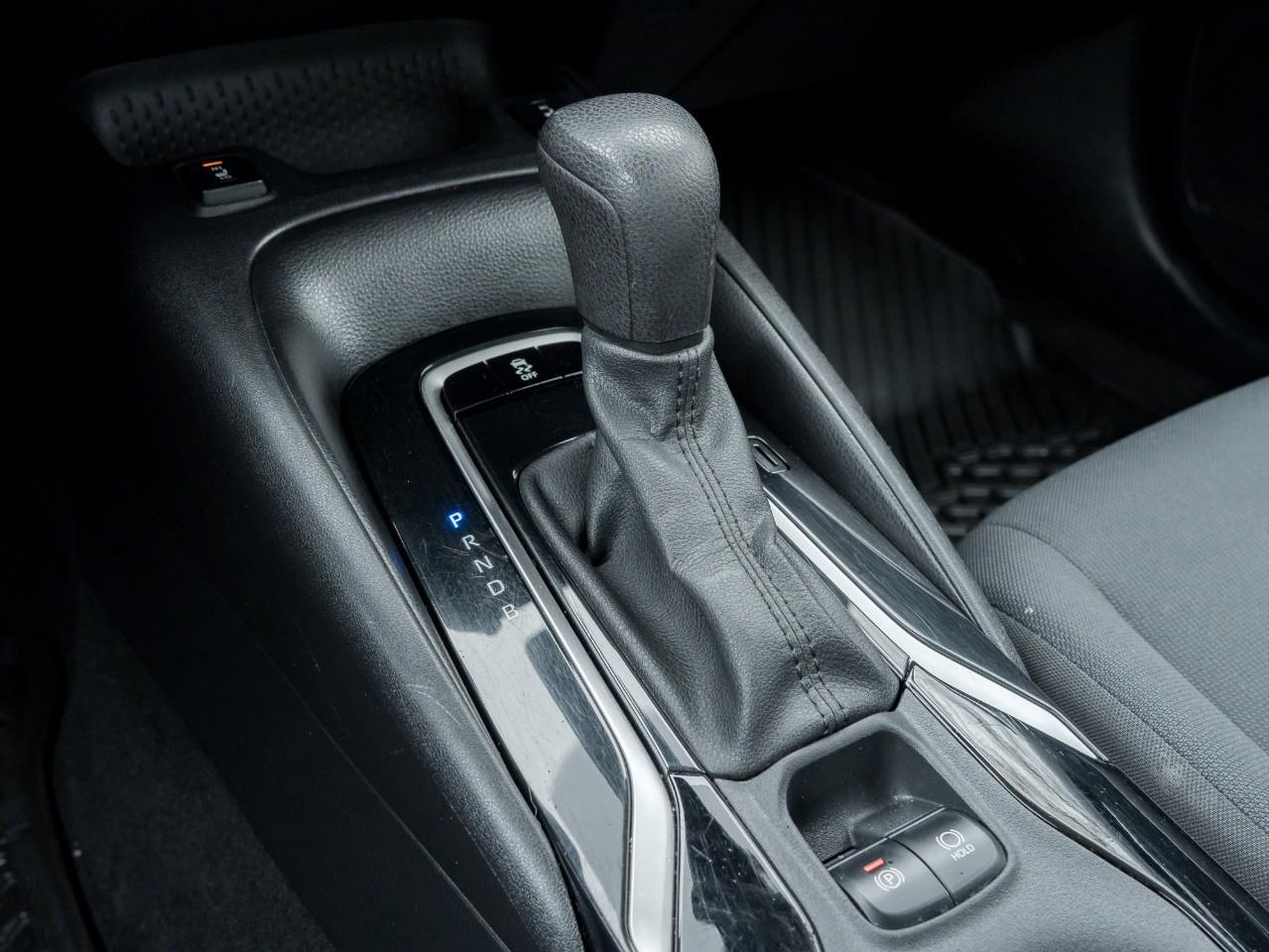 2021 Toyota Corolla LE 4DR SEDAN Photo