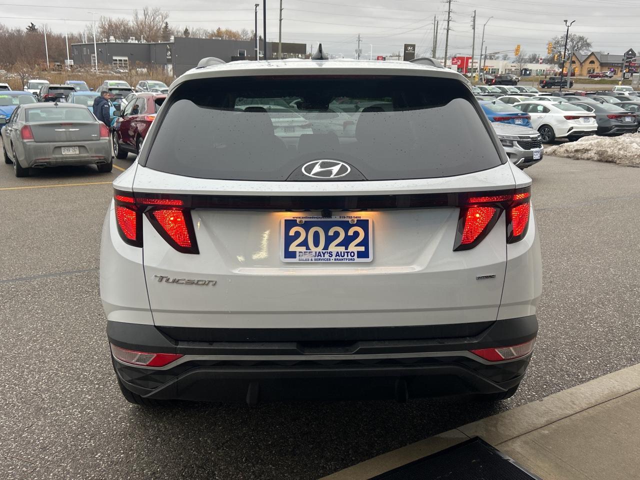 2022 Hyundai Tucson Preferred   Factory Warranty   Clean Carfax Photo3