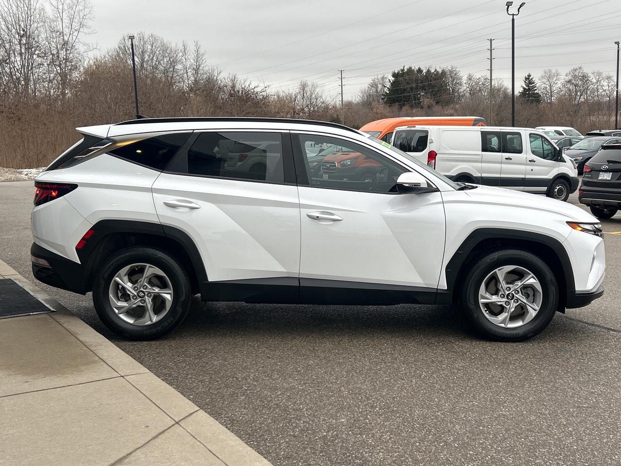 2022 Hyundai Tucson Preferred   Factory Warranty   Clean Carfax Photo