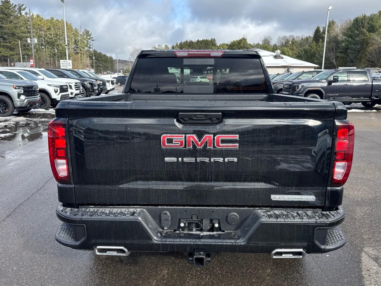 2026 GMC Sierra 1500 Crew Cab Short Box 4-Wheel Drive Elevation Photo