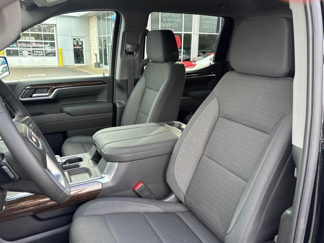 2026 GMC Sierra 1500 Crew Cab Short Box 4-Wheel Drive Elevation Photo