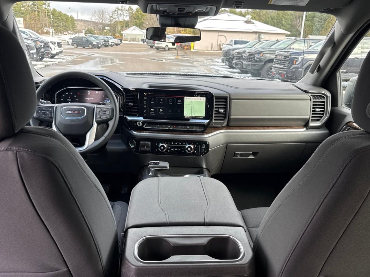 2026 GMC Sierra 1500 Crew Cab Short Box 4-Wheel Drive Elevation Photo