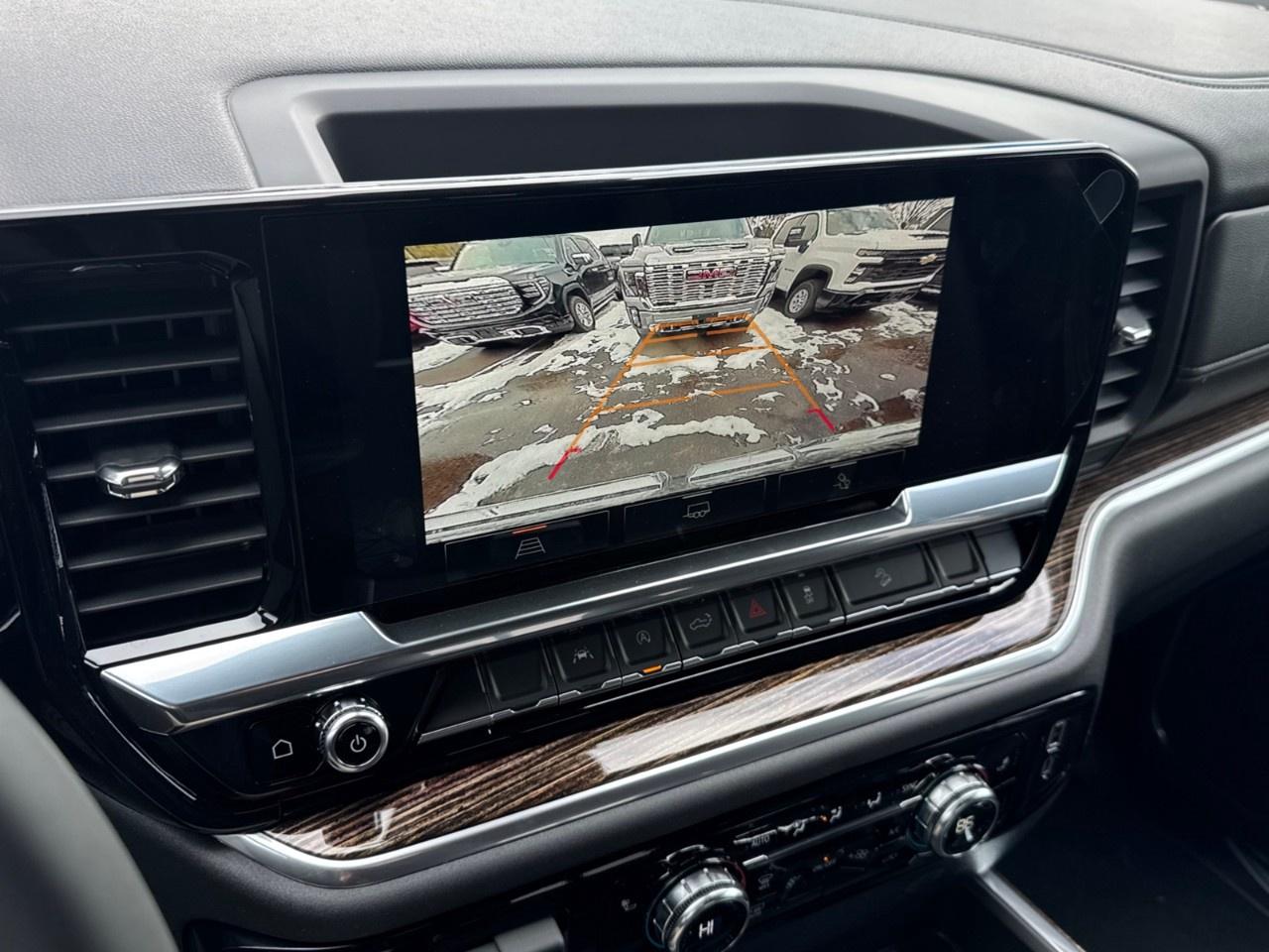 2026 GMC Sierra 1500 Crew Cab Short Box 4-Wheel Drive Elevation Photo