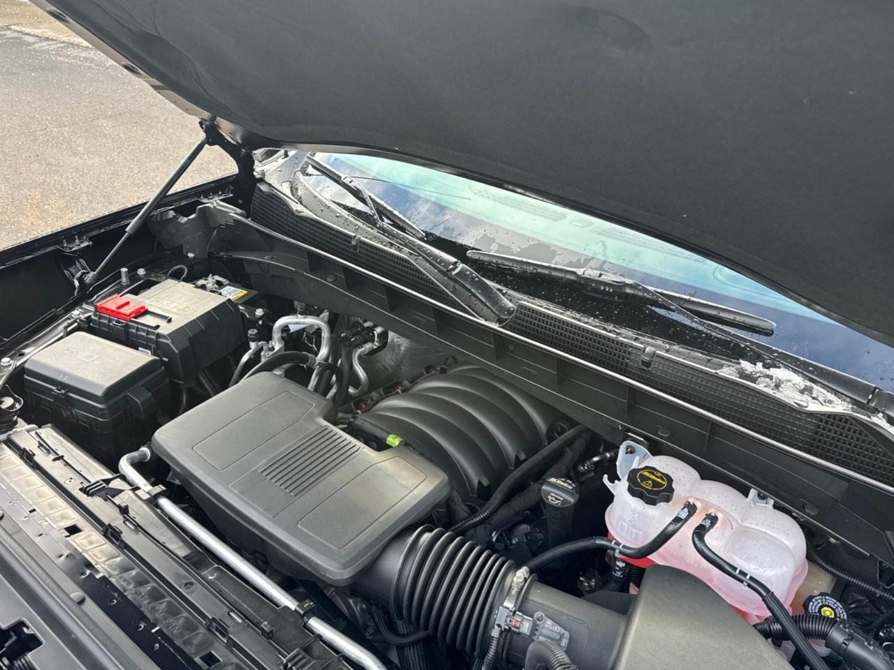 2026 GMC Sierra 1500 Crew Cab Short Box 4-Wheel Drive Elevation Photo3