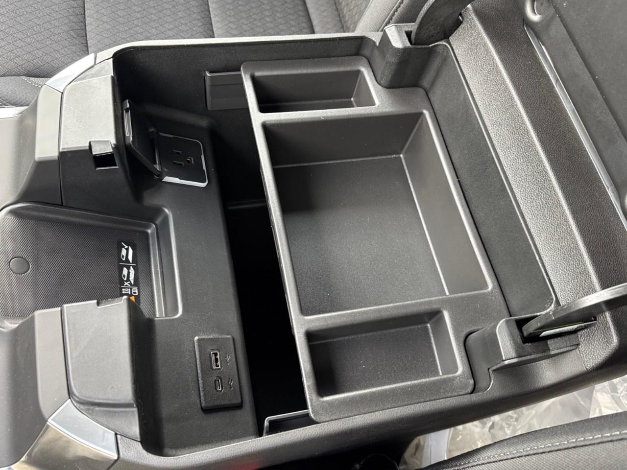 2026 GMC Sierra 1500 Crew Cab Short Box 4-Wheel Drive Elevation Photo