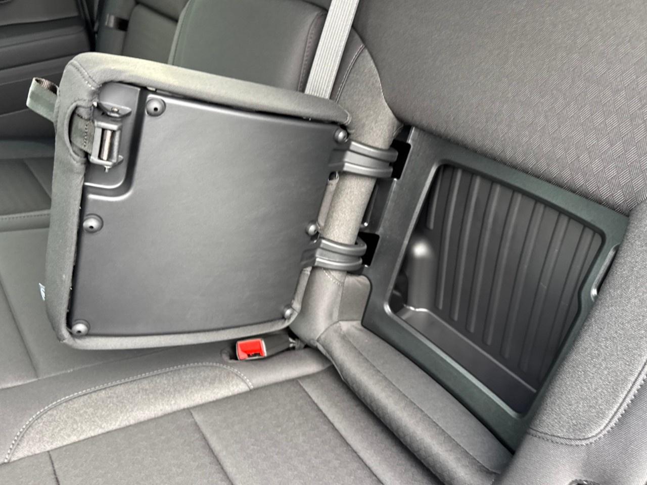 2026 GMC Sierra 1500 Crew Cab Short Box 4-Wheel Drive Elevation Photo