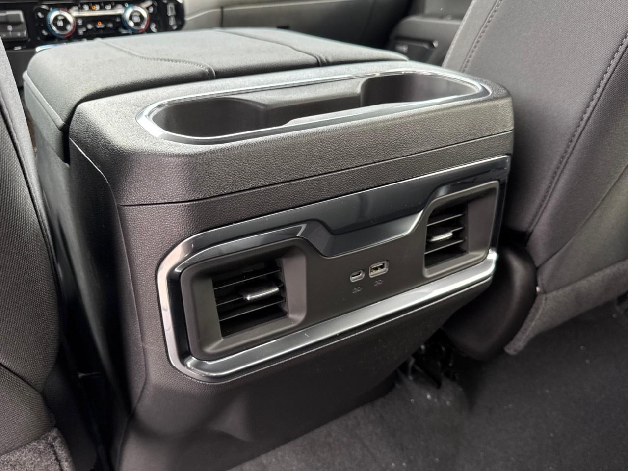 2026 GMC Sierra 1500 Crew Cab Short Box 4-Wheel Drive Elevation Photo