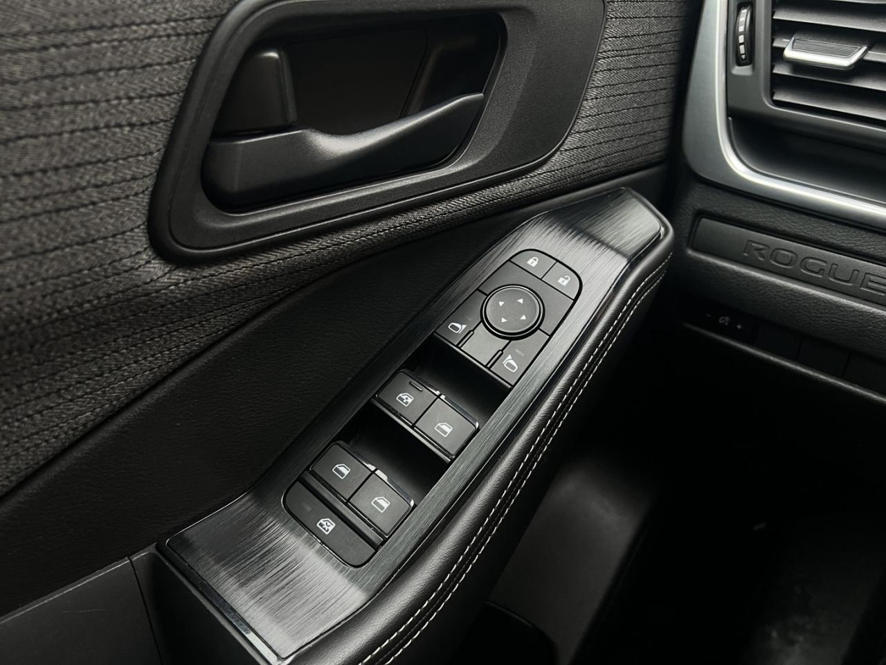 2022 Nissan Rogue S AWD   Heated Seats   Dual Climate   Push Start Photo