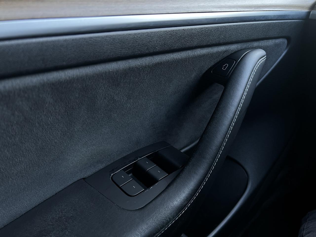 2021 Tesla Model 3 LONG RANGE AWD   Pano Roof   Blind Spot   Htd Stee Photo