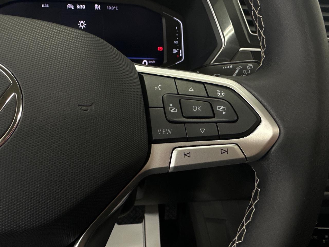 2024 Volkswagen Tiguan Comfortline 4dr All-wheel Drive 4MOTION Photo