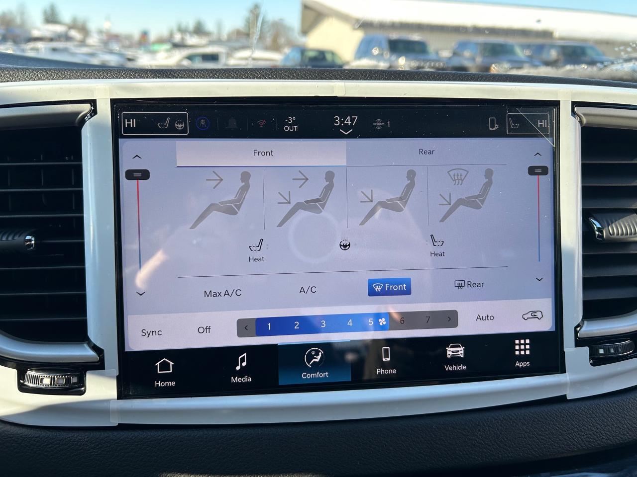 2026 Chrysler Grand Caravan SXT Front-Wheel Drive Passenger Van Photo