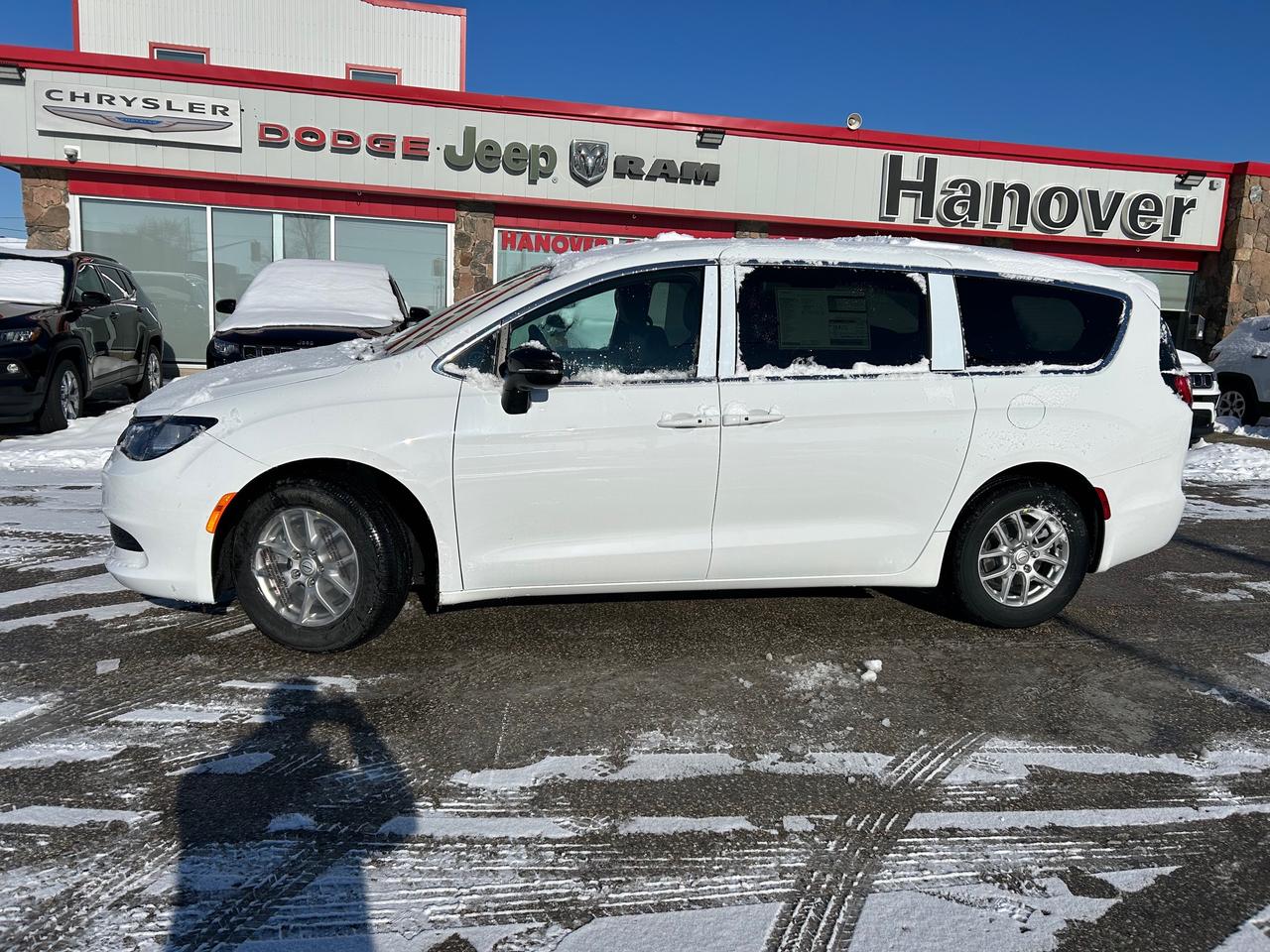 2026 Chrysler Grand Caravan SXT Front-Wheel Drive Passenger Van Photo