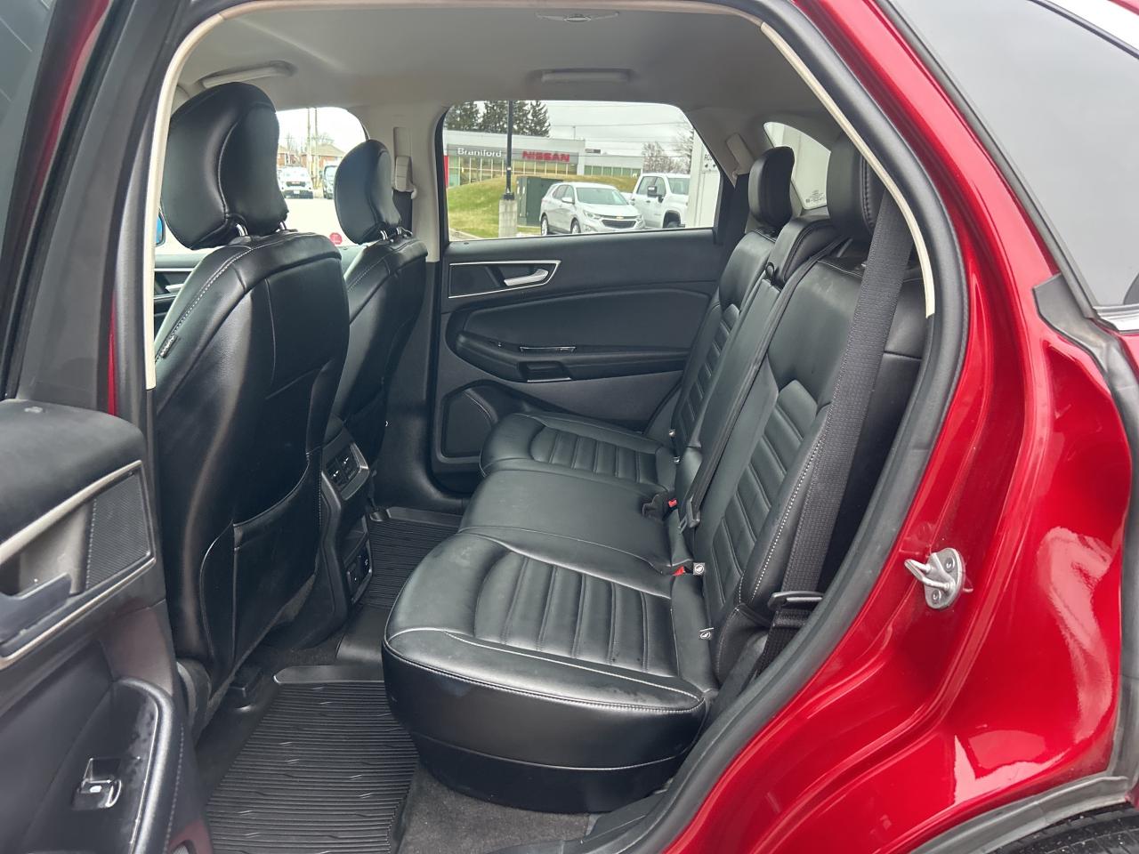 2019 Ford Edge SEL   NAV   Leatherette   Clean Carfax Photo