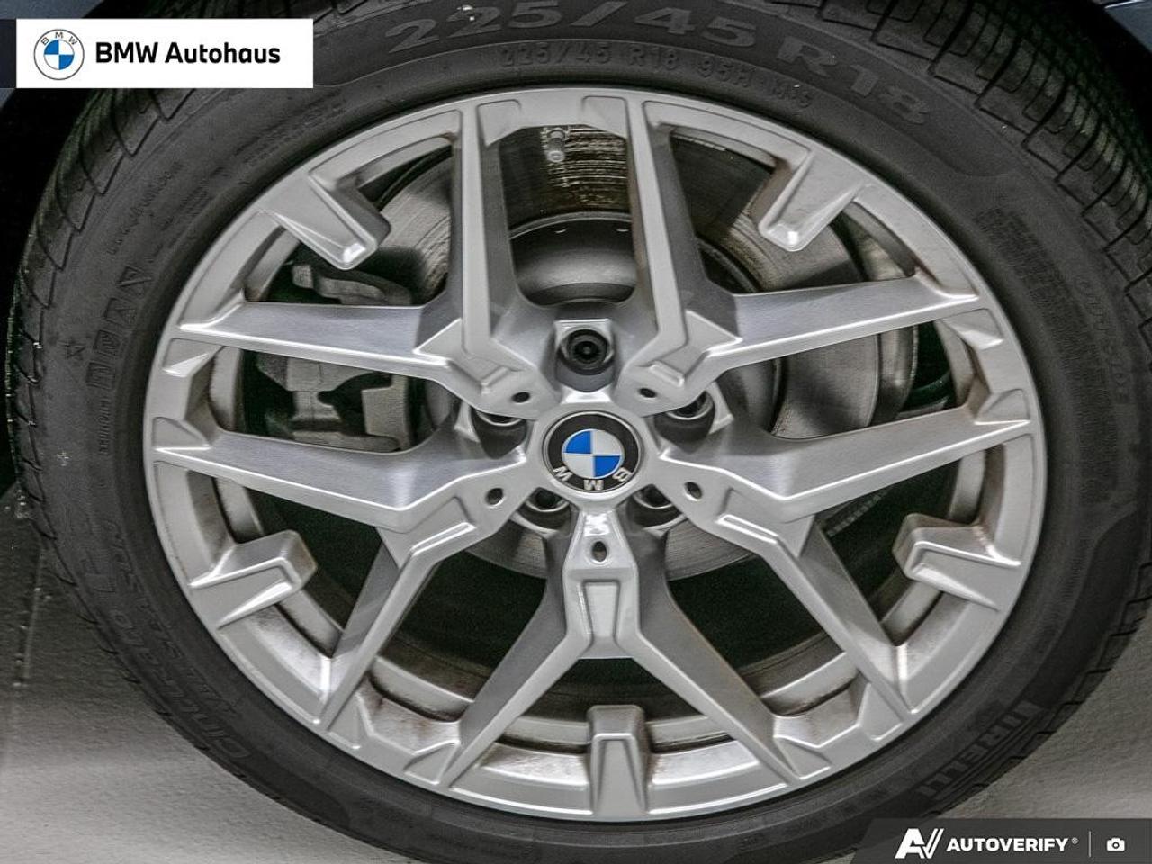 2026 BMW 3 Series Sedan [89CW] Photo