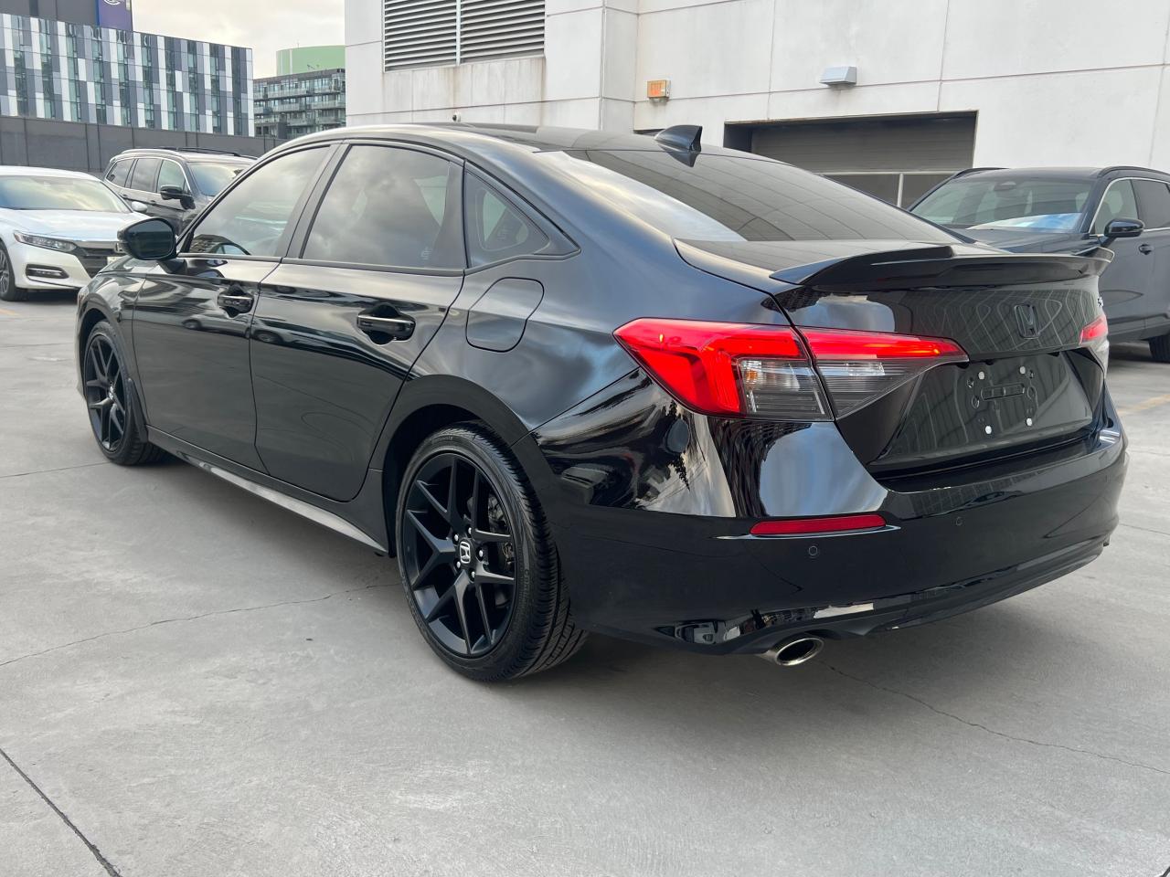 2023 Honda Civic Si Base 4dr Sedan Photo3