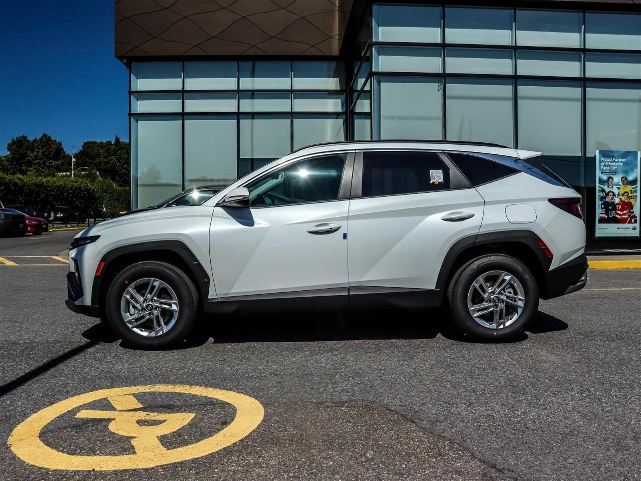 2025 Hyundai Tucson Preferred 4dr All-Wheel Drive Photo4