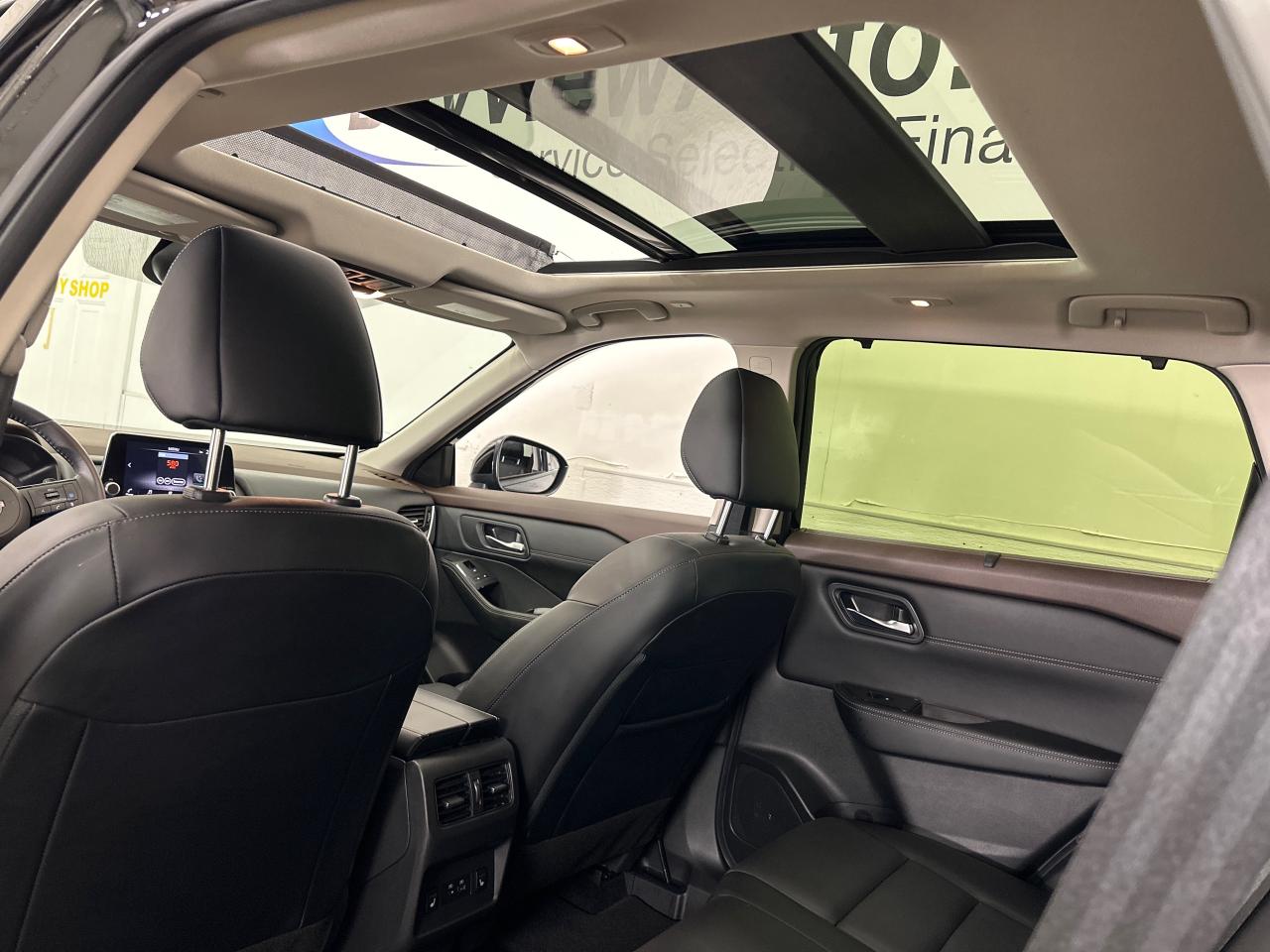 2023 Nissan Rogue SV Midnight Edition 4dr All-Wheel Drive Sport Utility Photo