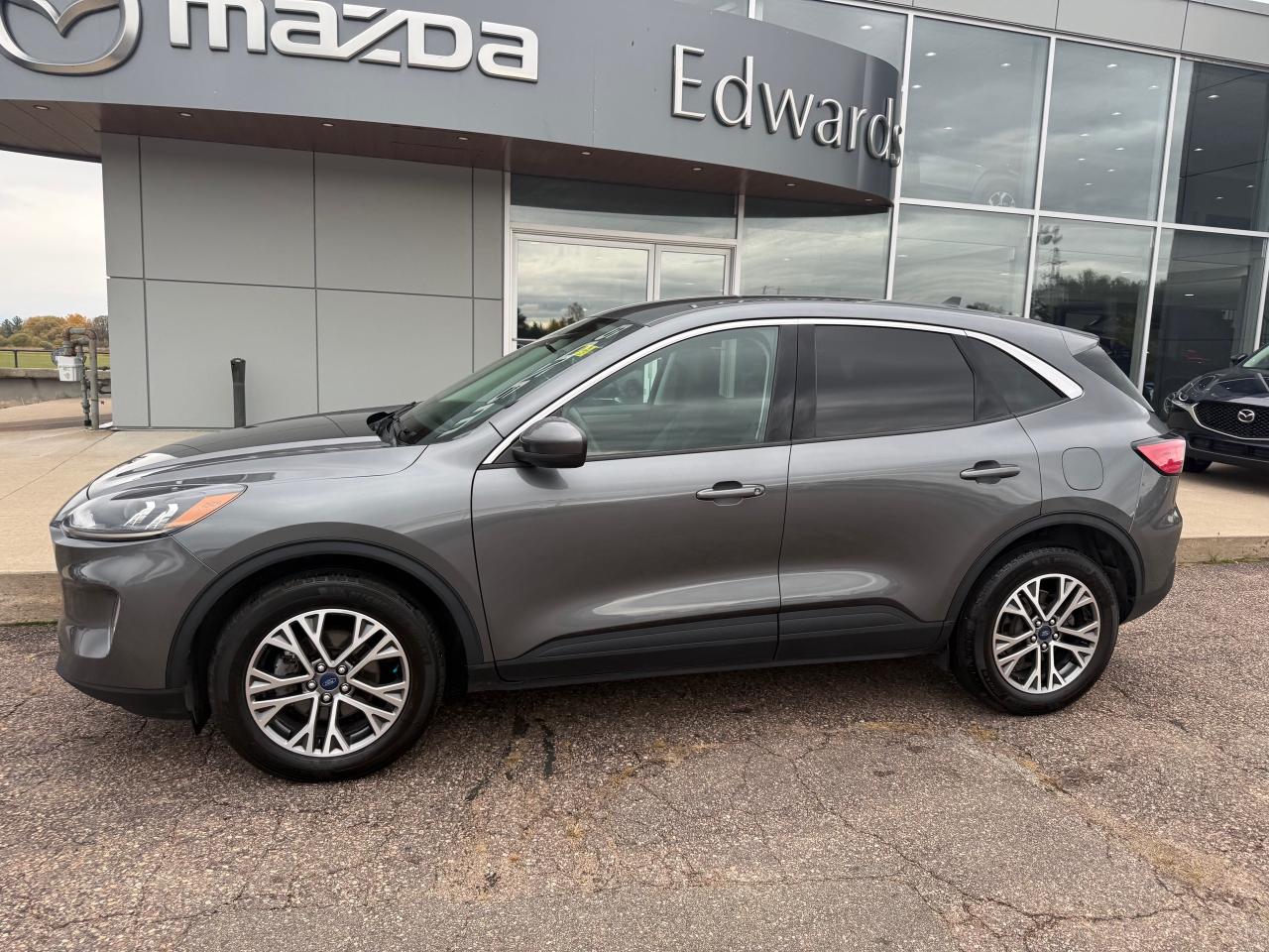 2022 Ford Escape SEL 4dr All-Wheel Drive Photo